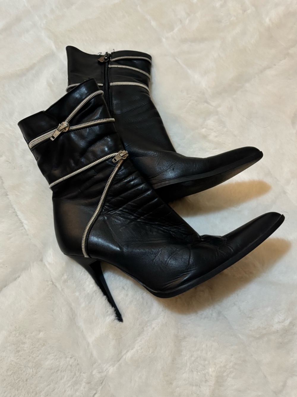 Rare Luichiny Black Pointed-Toe Stiletto Ankle Boots Zipper High Fashion